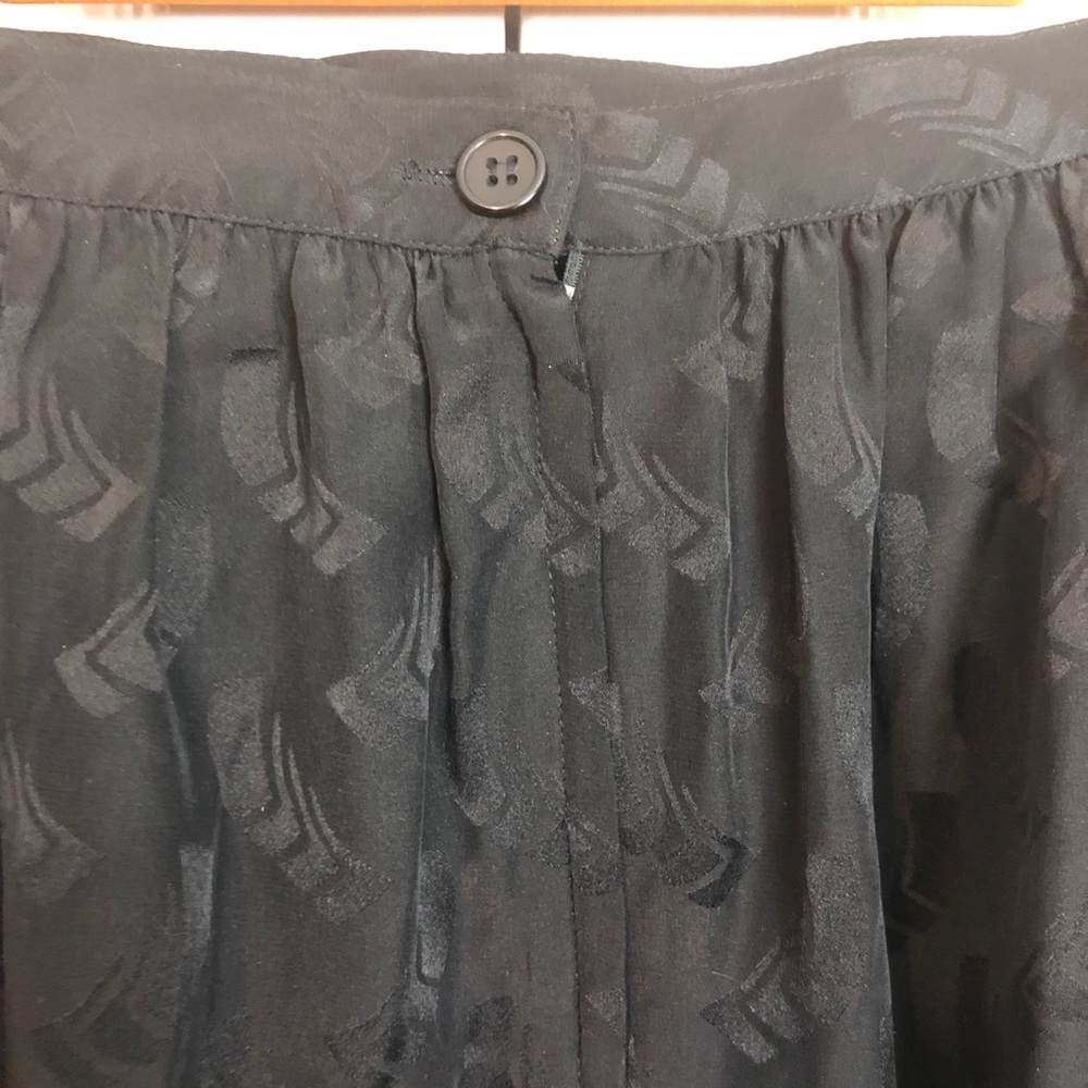 Vintage 100% SILK Chic Patterned Skirt - Picture 6 of 7